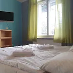 I Guest house