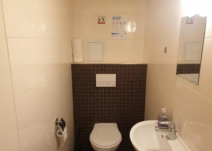 I Casa de hóspedes 2*