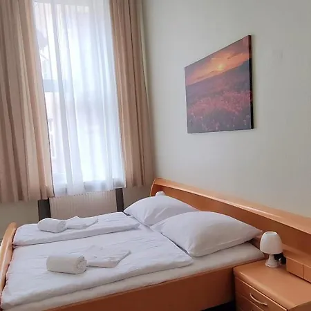 I Guest house