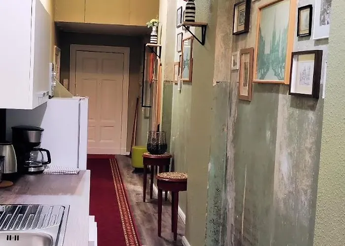 1号膳食公寓酒店 2*